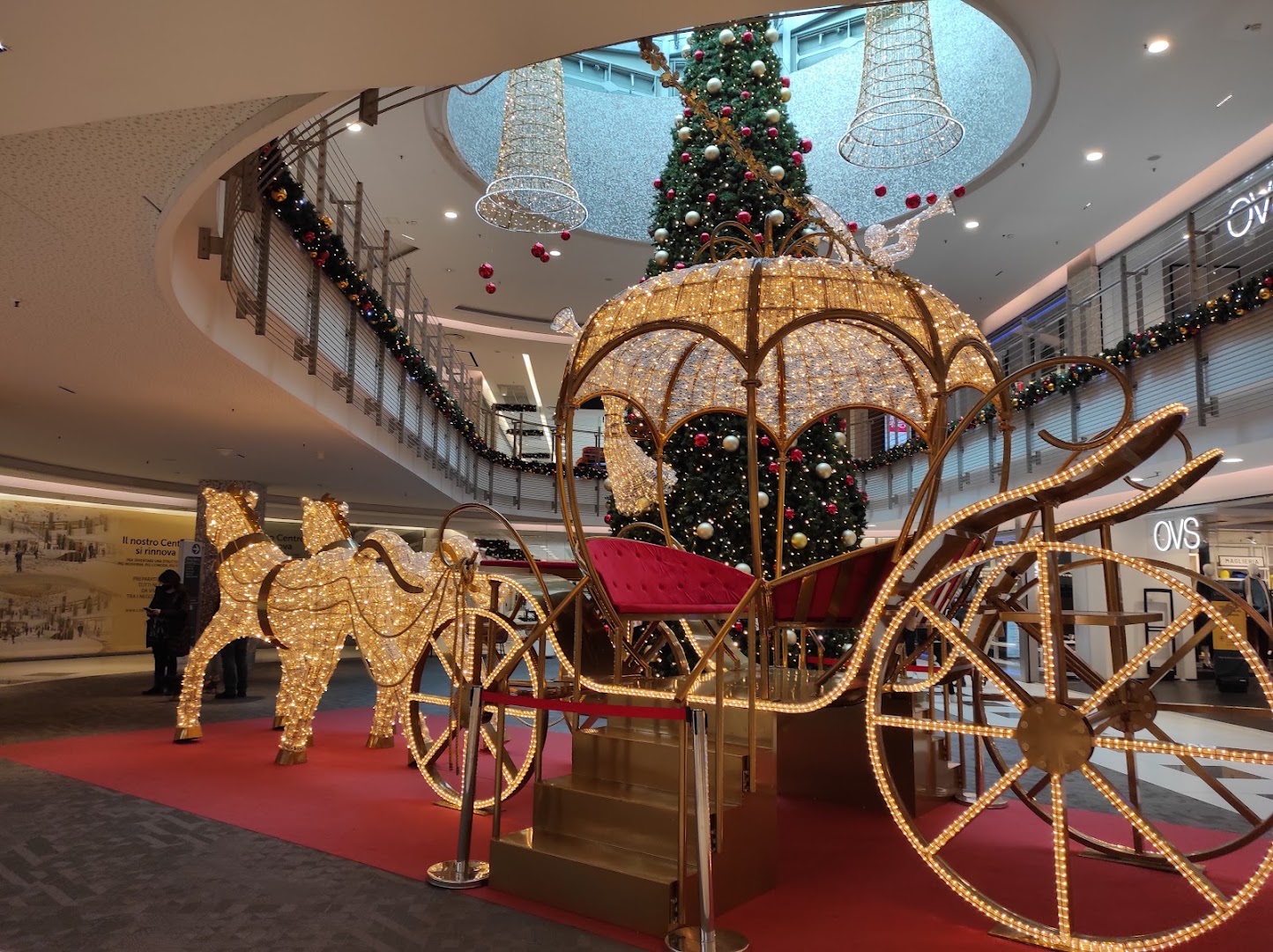 The Wow Side - Shopping Centre