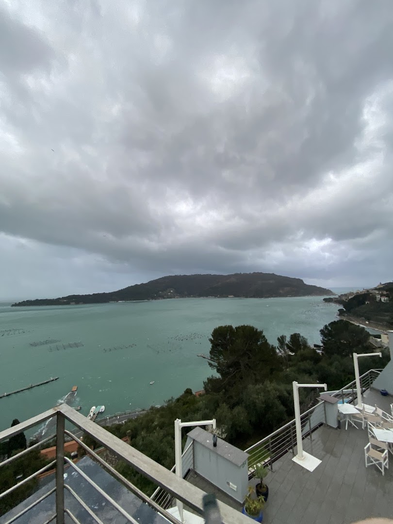The Frame Lounge & Restaurant Portovenere