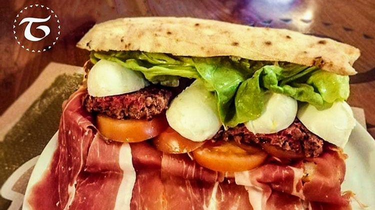 Thunder Burger Pizzeria