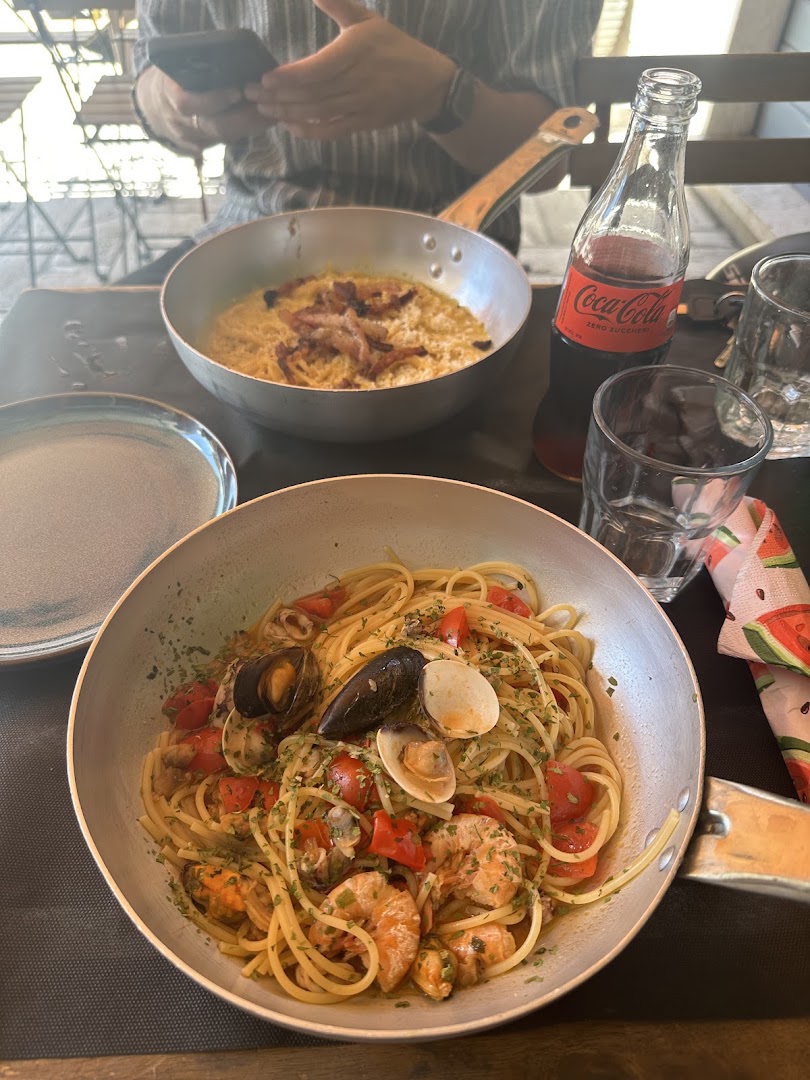 Tica & Telio Food