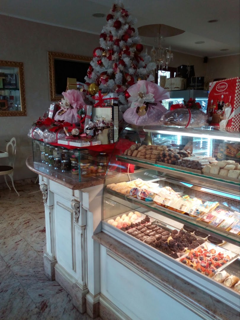 Tiffany Cafe'