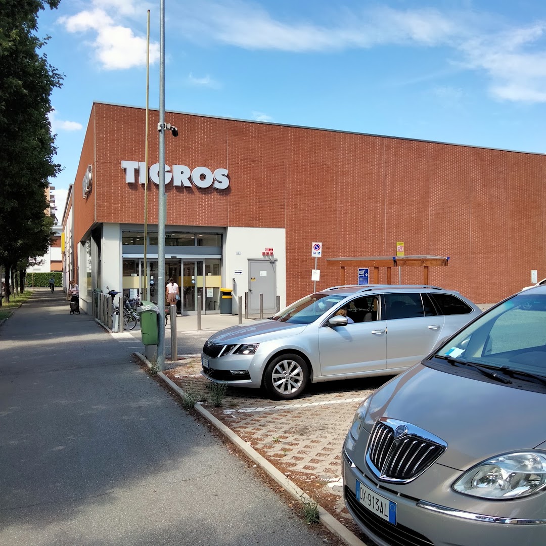 Tigros di Busto Arsizio - Via Rimembranze
