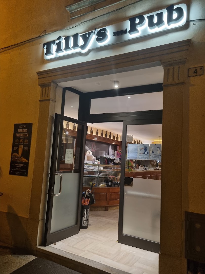 Tilly's Pub