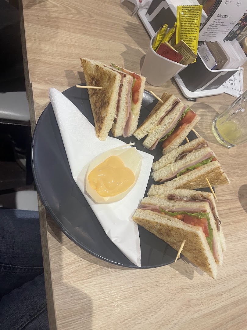 Time Out Snack Bar Ristorantino
