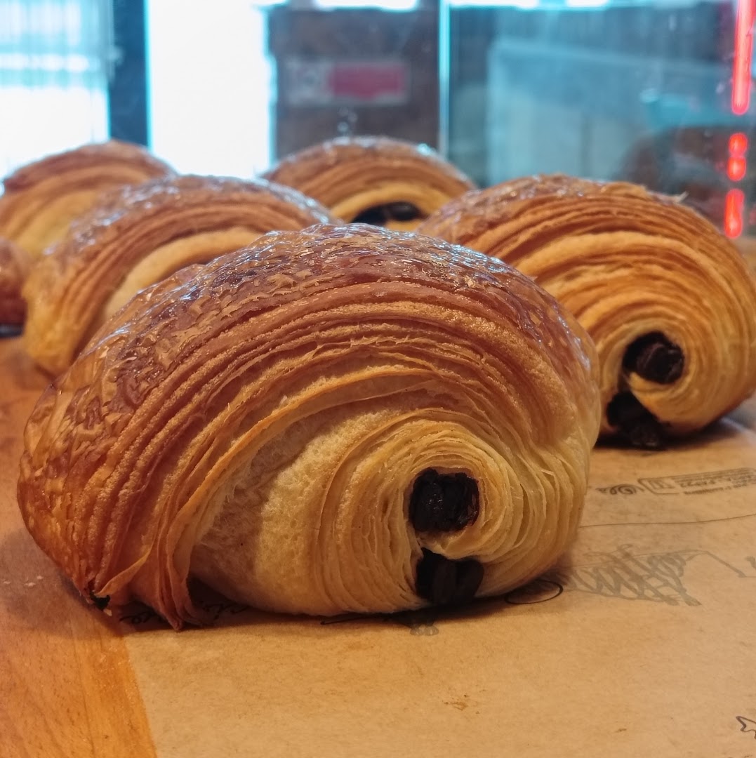Tipico Pizzeria, Bakery & Coffee