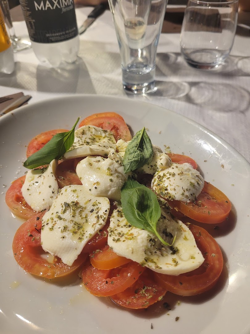 Tipico - Ristorante carne, pesce e pizzeria