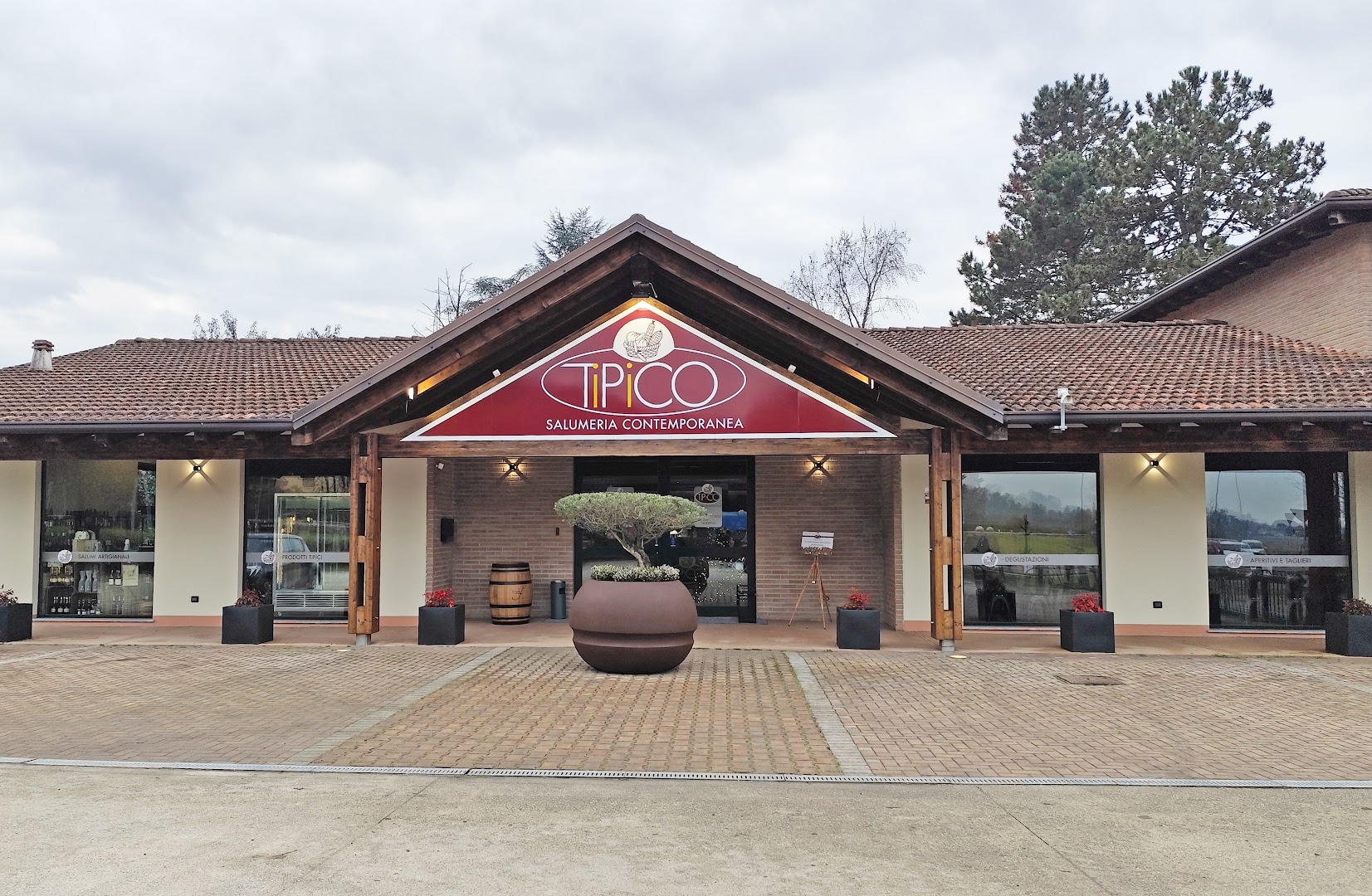 Tipico Salumeria Contemporanea