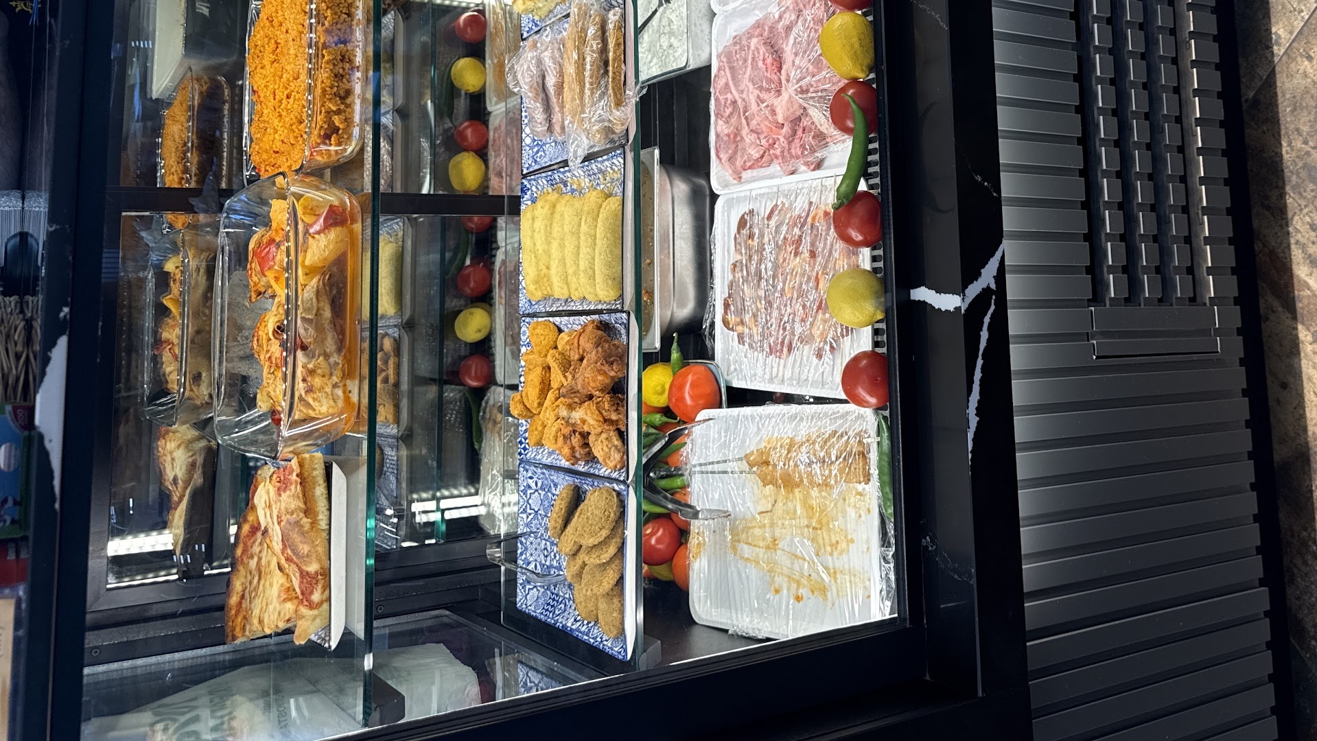 TIRANA&M&K TURKİSH KEBAP PIZZA GRILL
