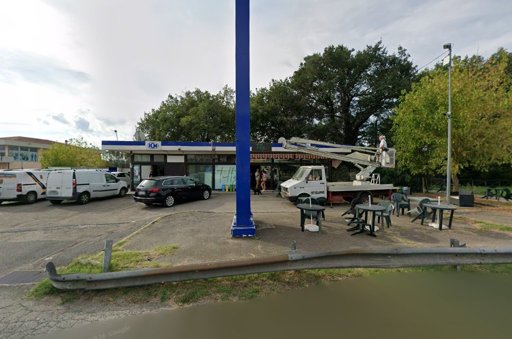 Titty Bar