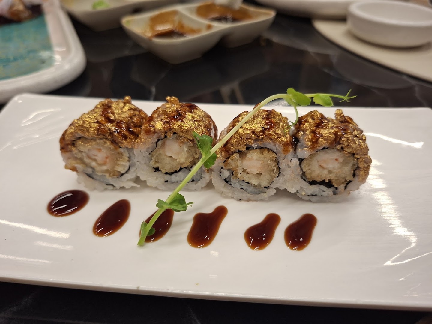 TO SUSHI RESTAURANT