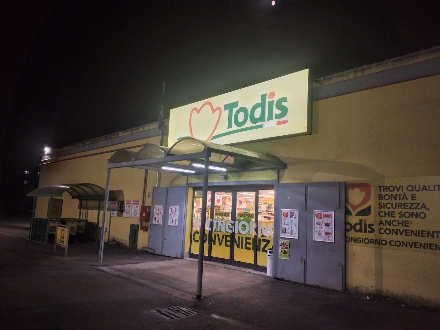 Todis - Supermercato (Pagani - Via Trento)