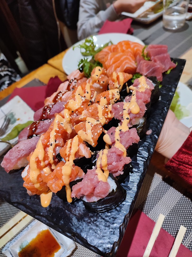 Tokyo Sushi