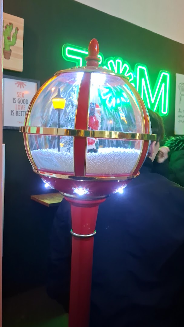 Tom - Mas que un Bar