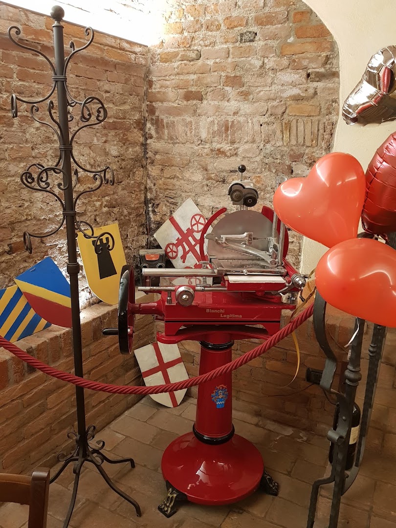 Tomanin (Enoteca e Caffetteria)