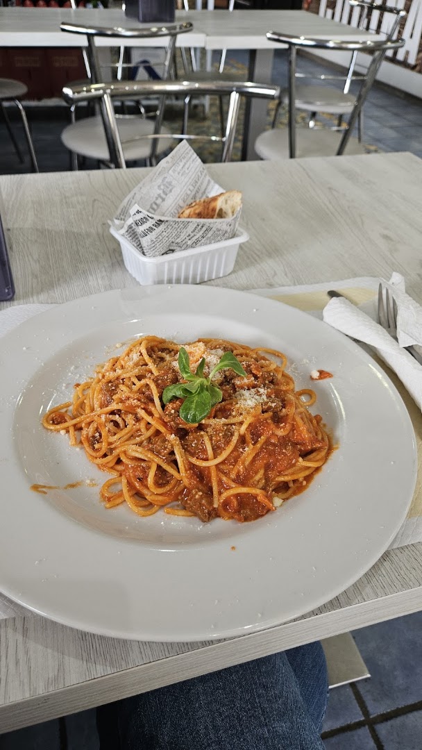 Tomato & Cioccolato, Cassino