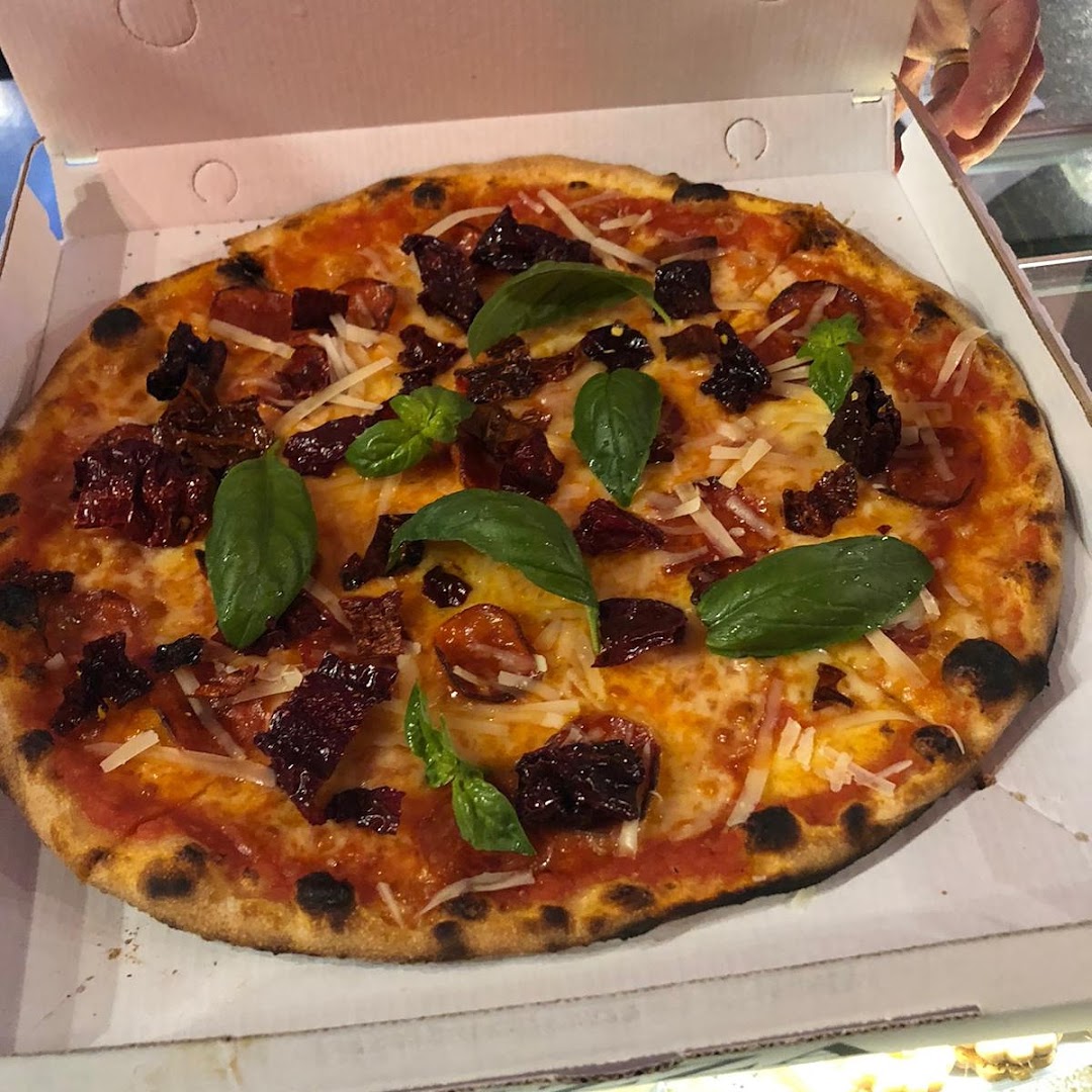 Too Chic Too Lunch Cafe - Bar E Tavola Calda