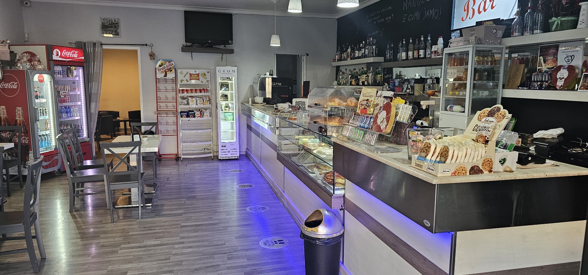 Top Bar