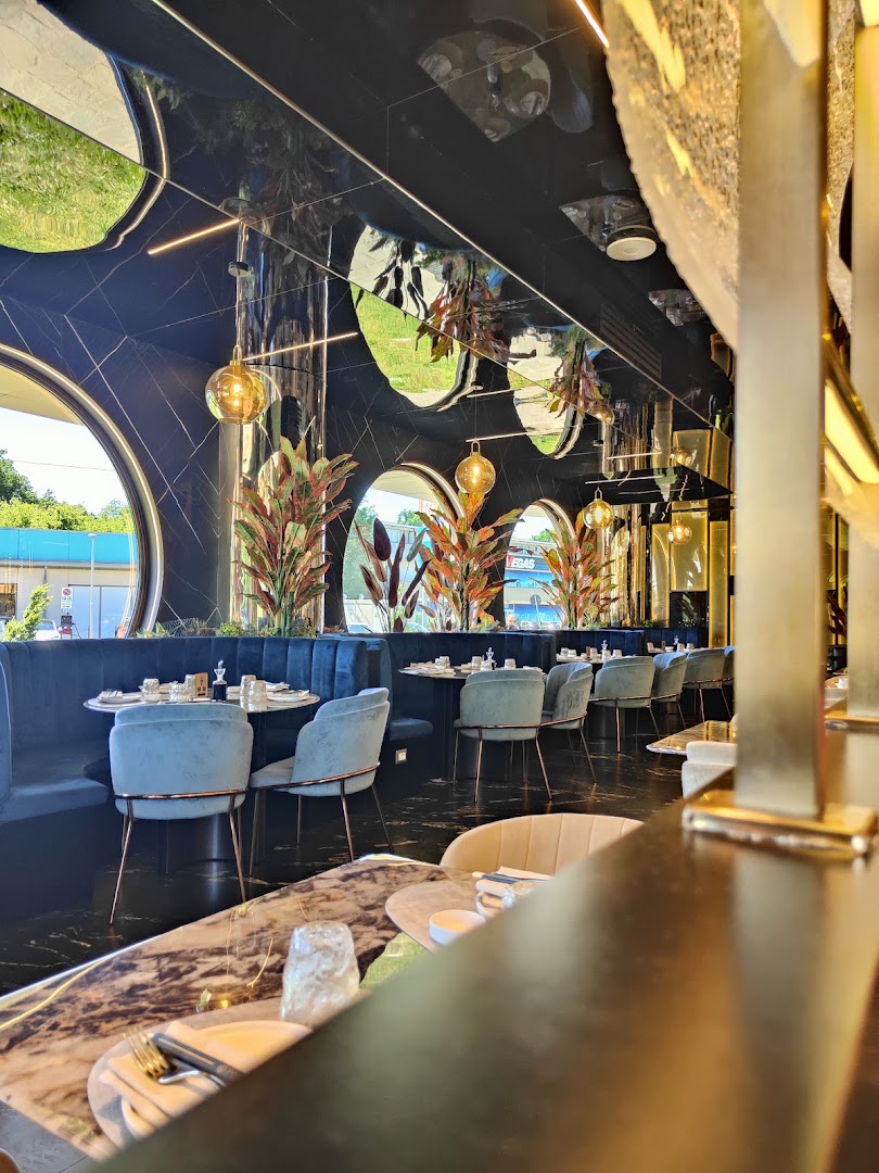 Toshi Restaurant