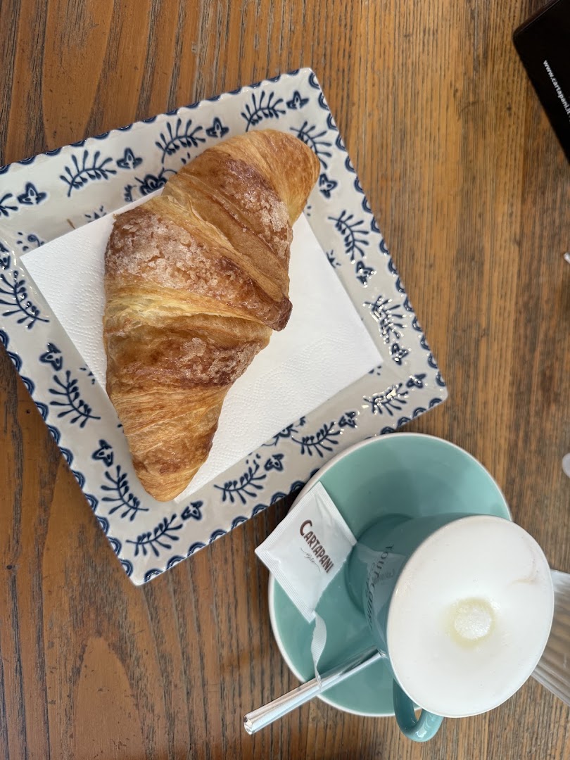 Tout Court Café