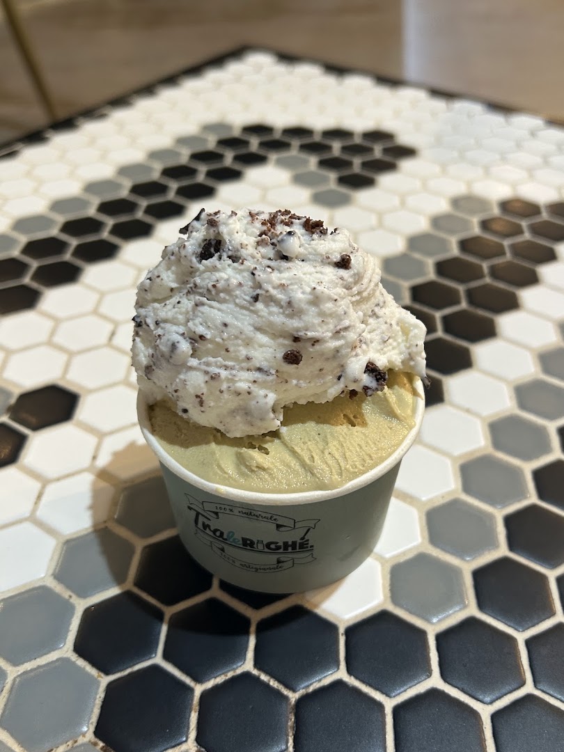 Tra Le Righe | Caffè Special & Gelato - Pasticceria