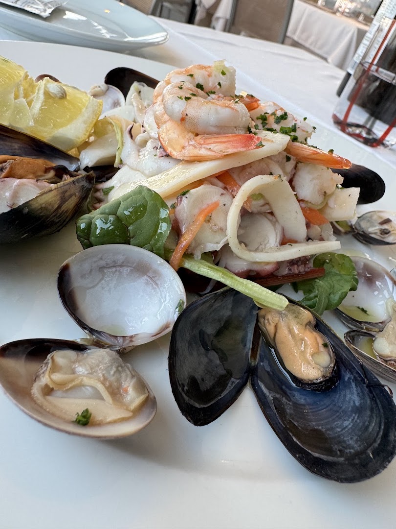 Trattoria al Porticciolo Ristorante & Pizzeria