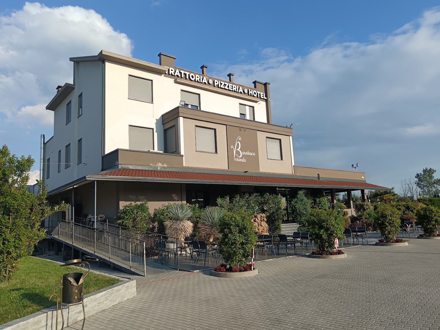 Trattoria Albergo Pizzeria Veranda Barabasca, Fiorenzuola d'Arda