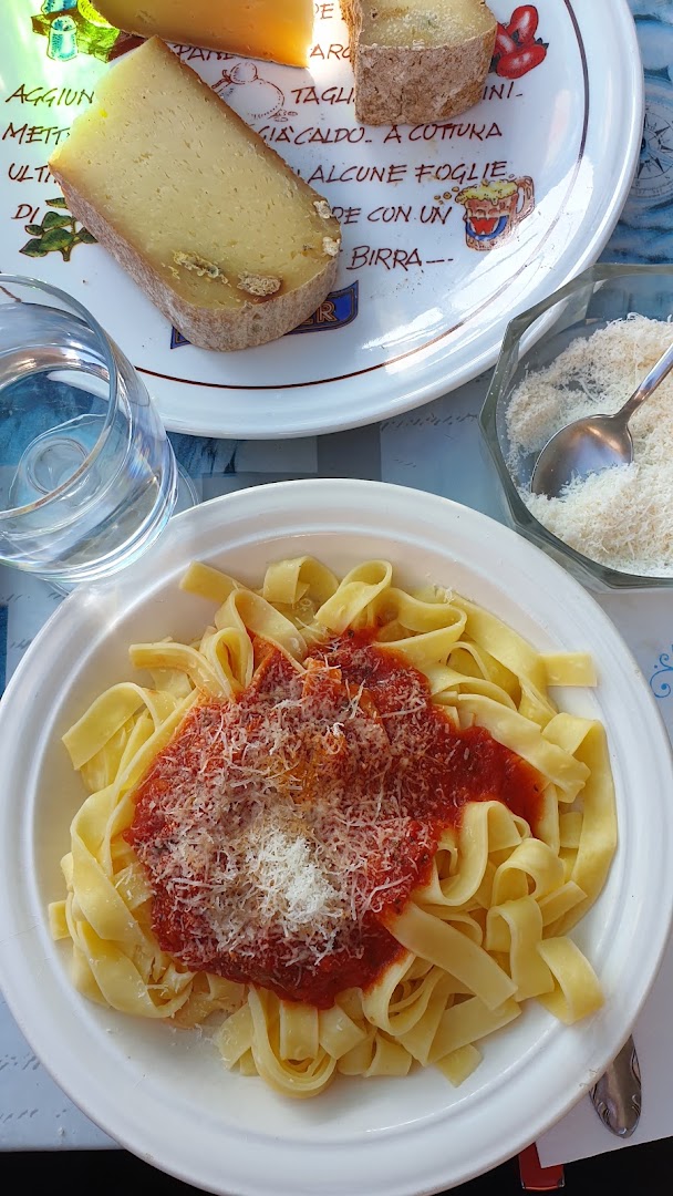 Trattoria Bar Alpino, Peglio