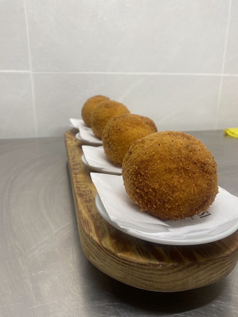 Trattoria Bar Tabacchi Le Due Radici