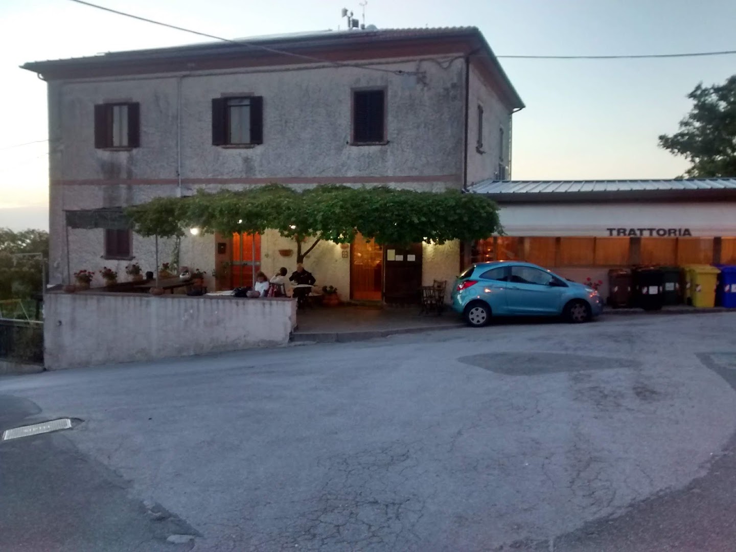 Trattoria Camporeggi - Casa della Nella