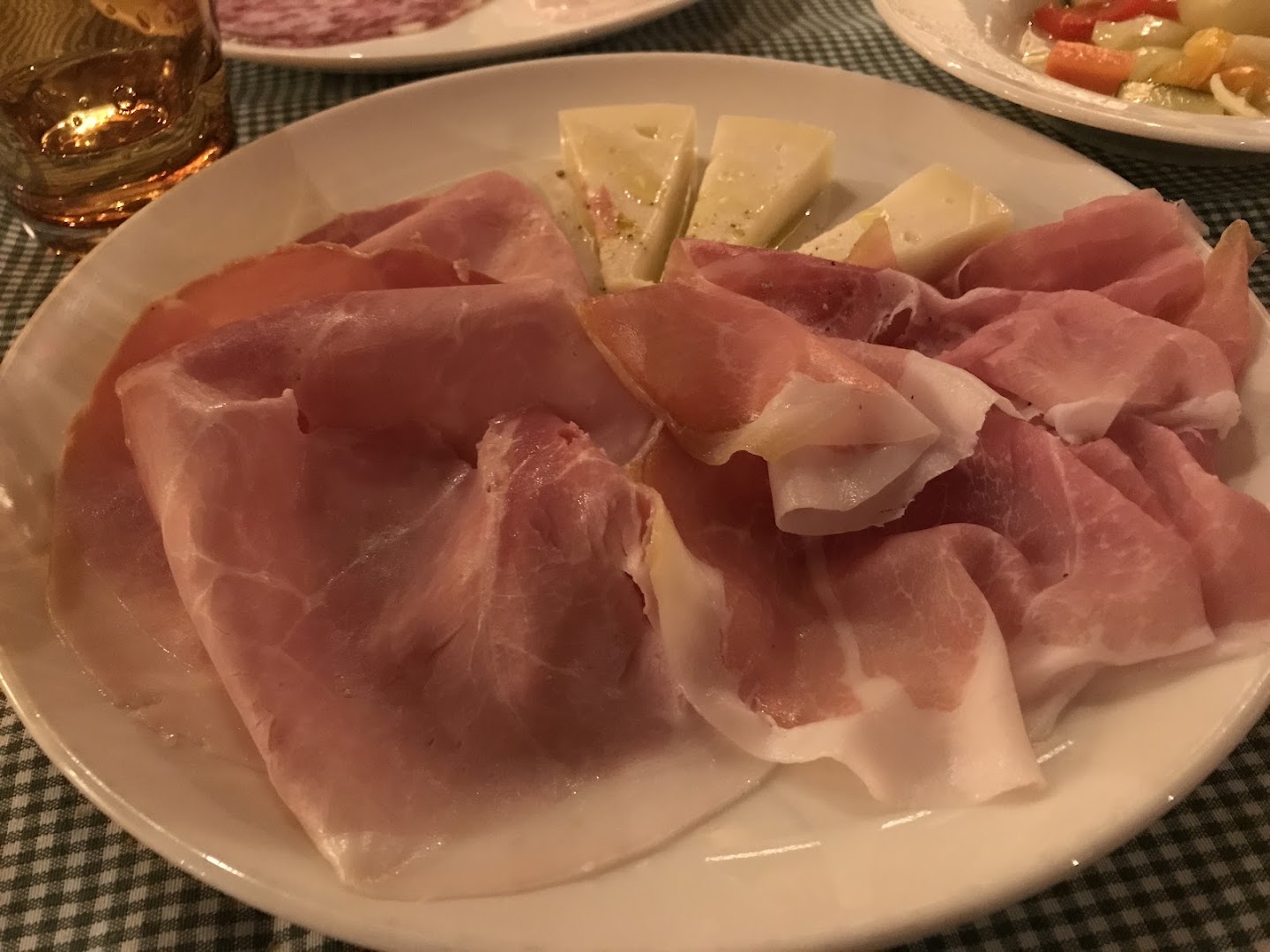 Trattoria Caprini, Torbe