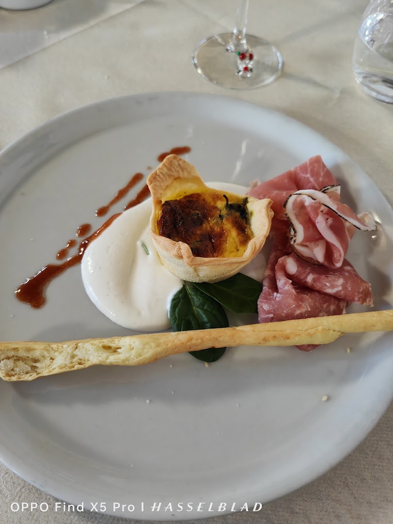 Trattoria Casa De Tuti
