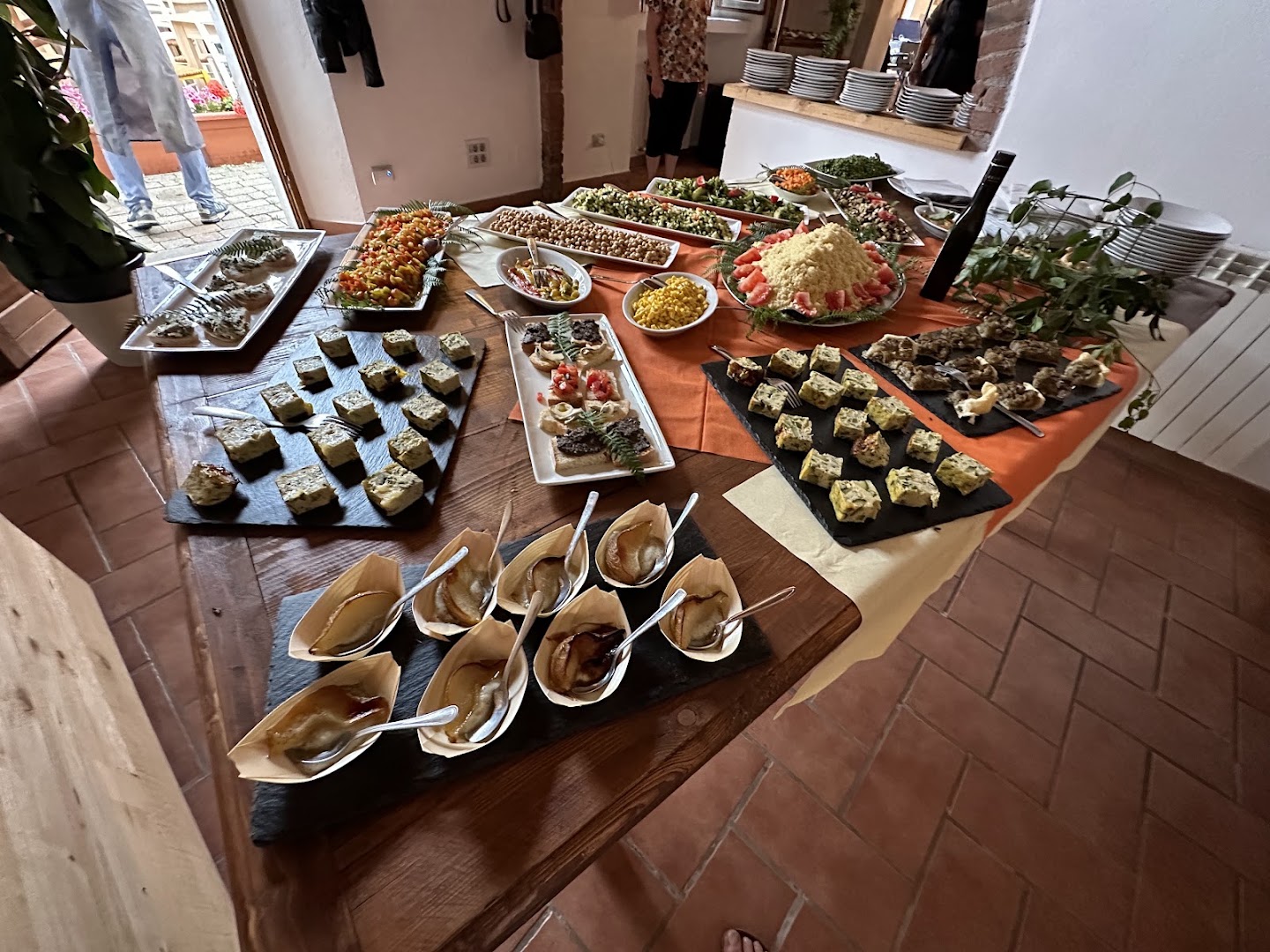 Trattoria da Camilla - La Tana Del Cinghiale - Ristorante e B&B