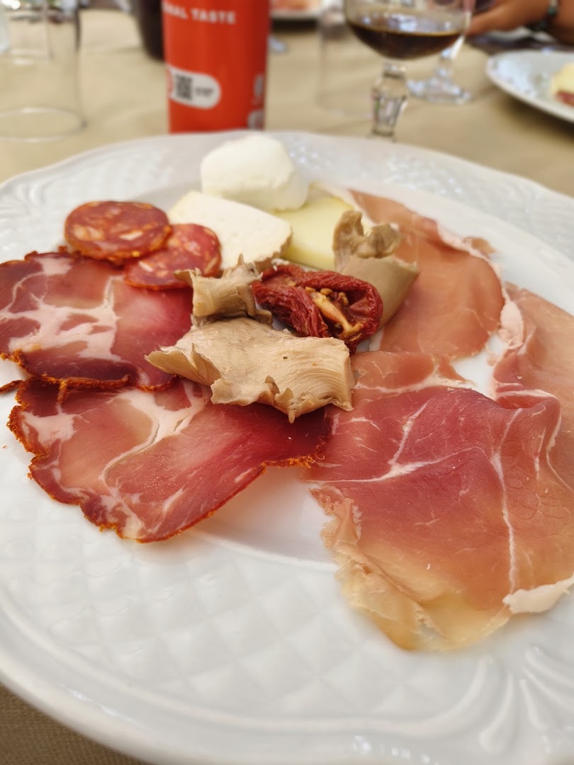 Trattoria Da Zio Paolo (Sotto i Portici) - Villaggio Mancuso