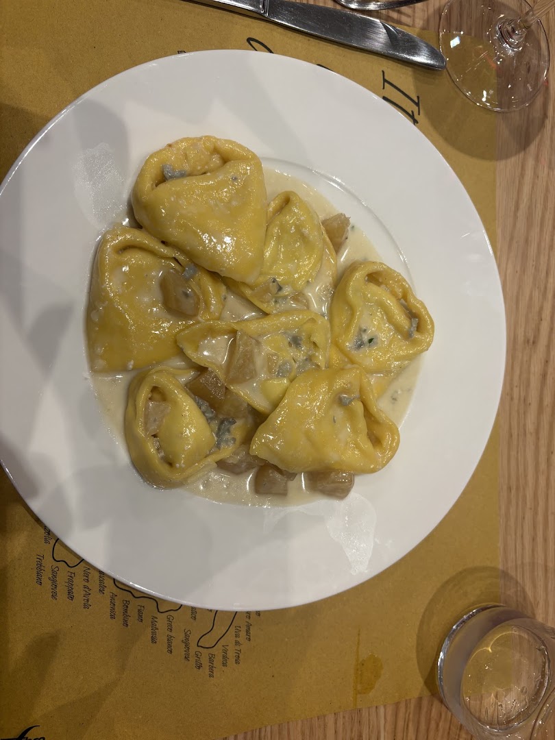 Trattoria e Bottega PASTA BELLA