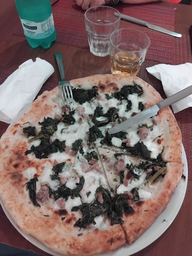 Trattoria e Pizzeria Addu' Pulecenella