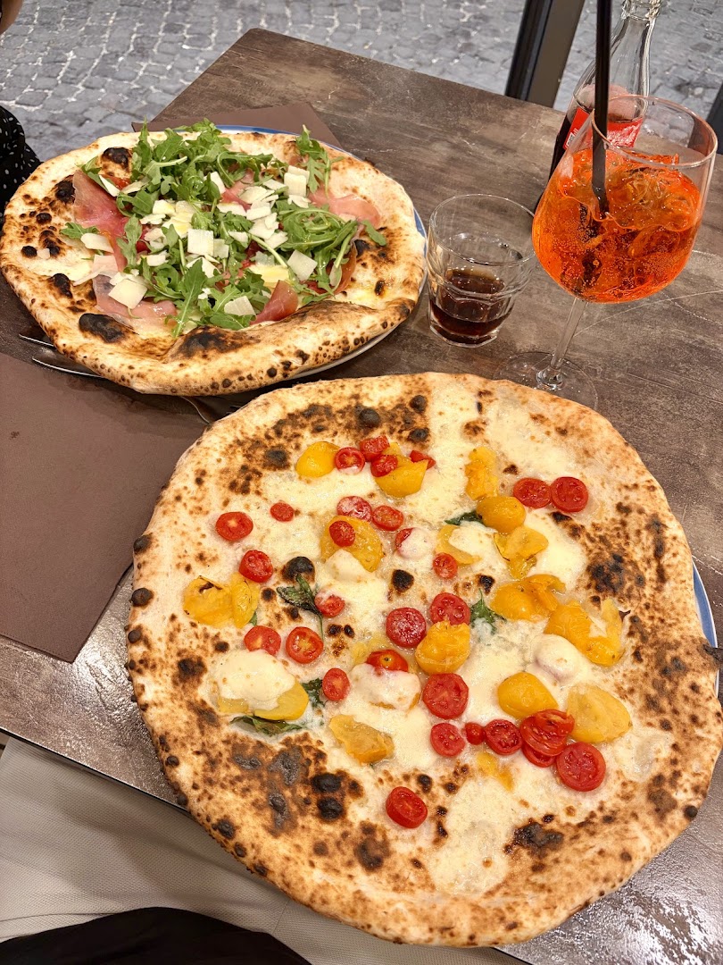 Trattoria e Pizzeria Spaccanapoli