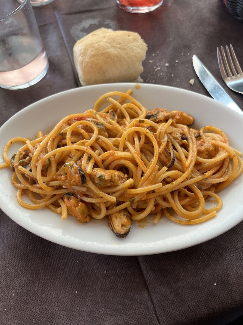 Trattoria Gin Gin - Ristorante | Bar | Pranzi di lavoro