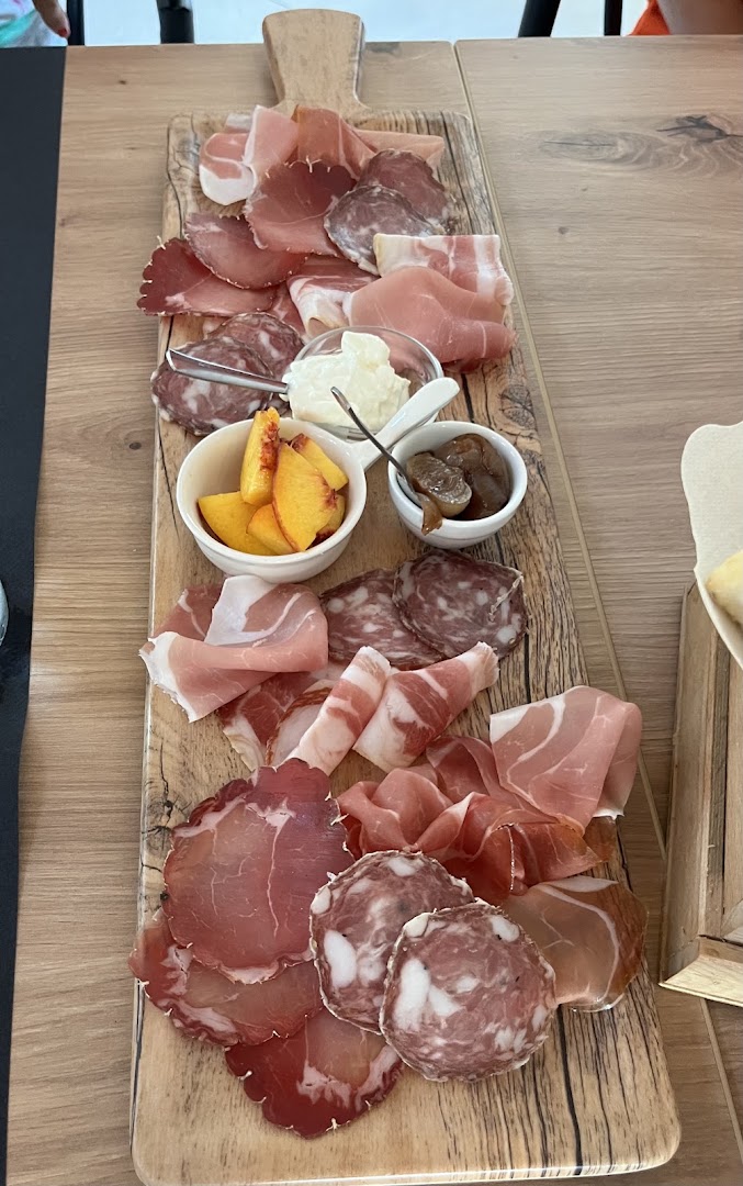 Trattoria La Ferrarese