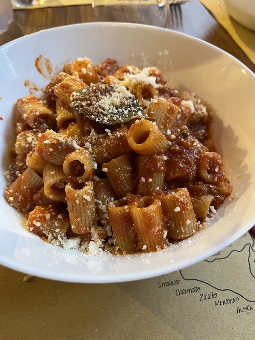 TRATTORIA LA LUPA