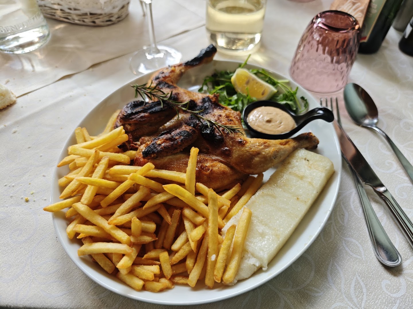 Trattoria La Moncia