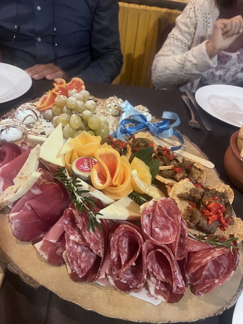 Trattoria La Pietra