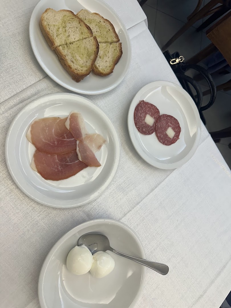 Trattoria La Rocca Già | Cucina di Quartiere