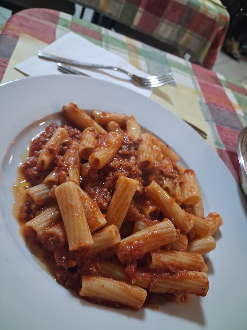 Trattoria Luna Rossa