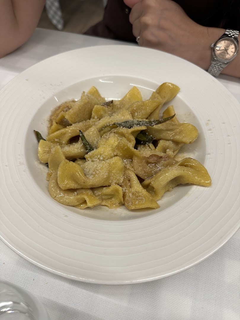 Trattoria Piazza Mercato