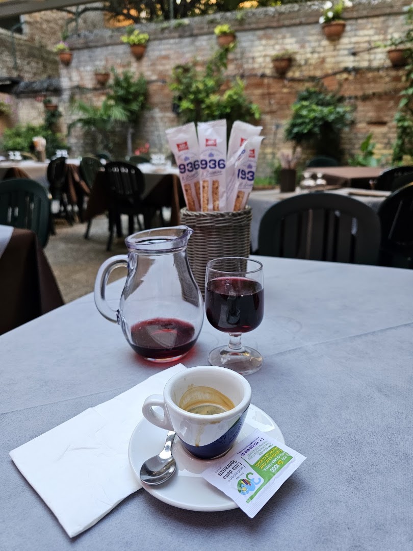 Trattoria-Pizzeria All'Anfora