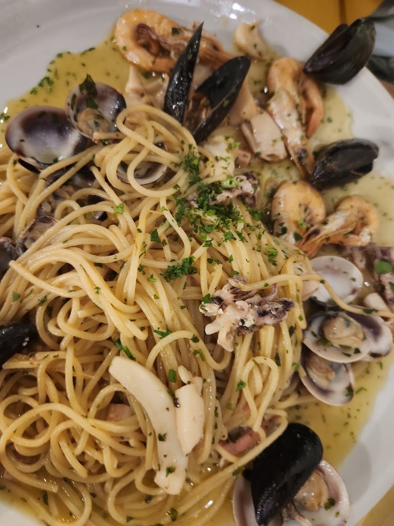 Trattoria Pizzeria Bella Napoli