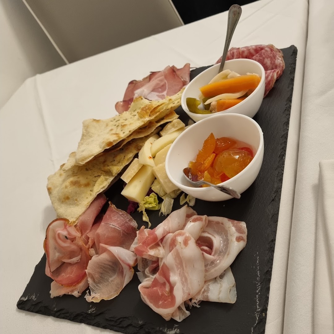 Trattoria Pizzeria Il Nuovo Canton da Robertino