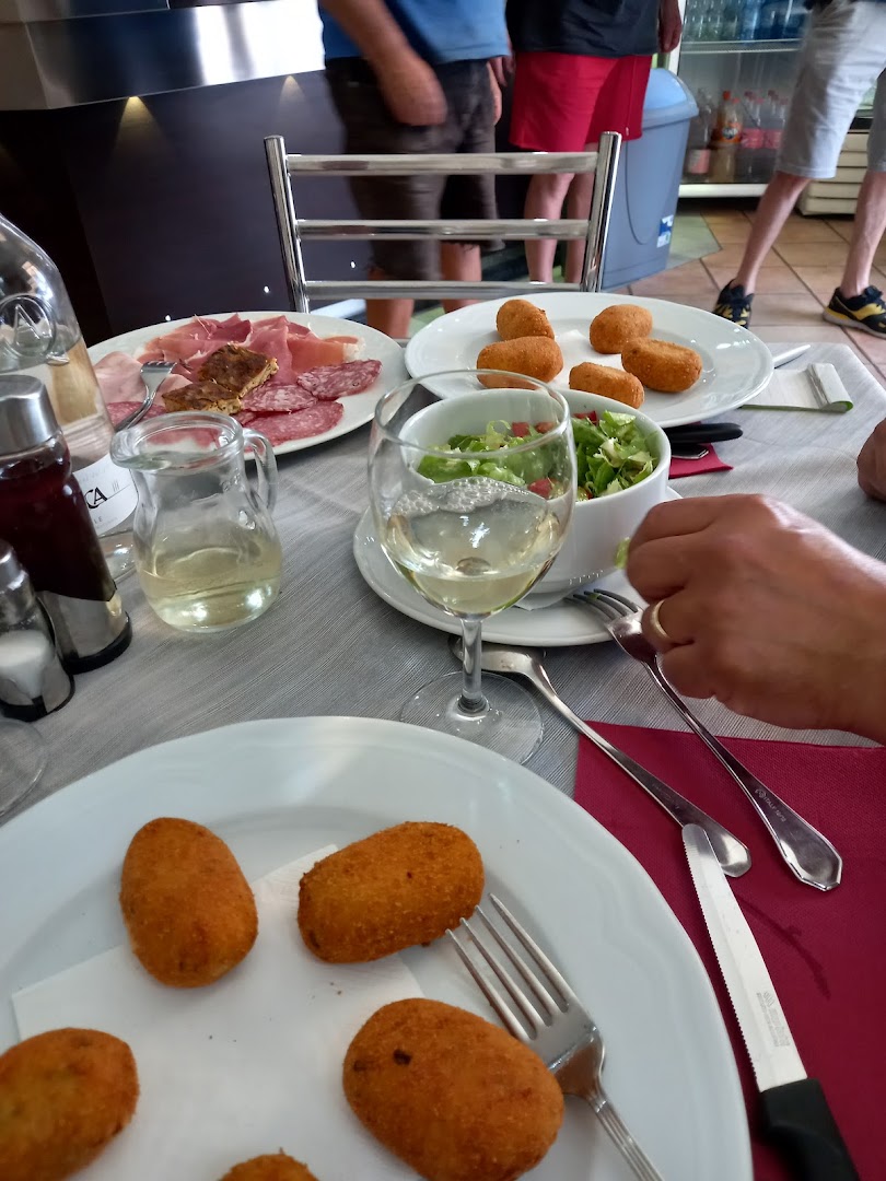 Trattoria Pizzeria il pezzo