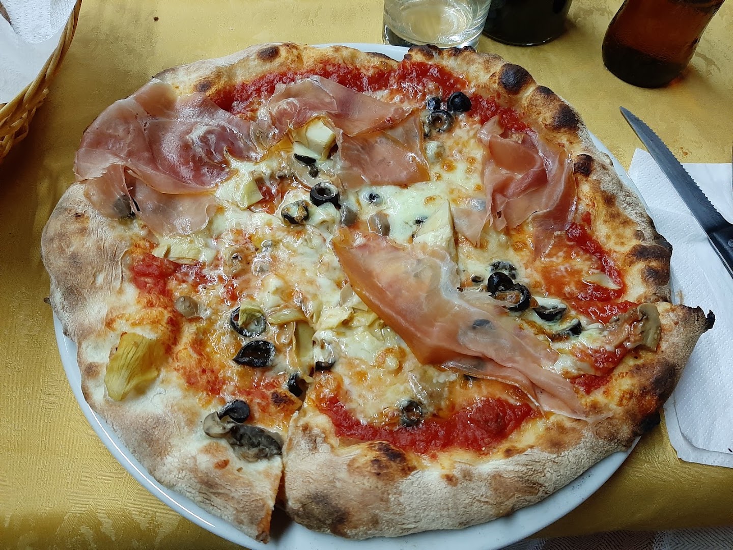 Trattoria - Pizzeria "Le TreTorri"