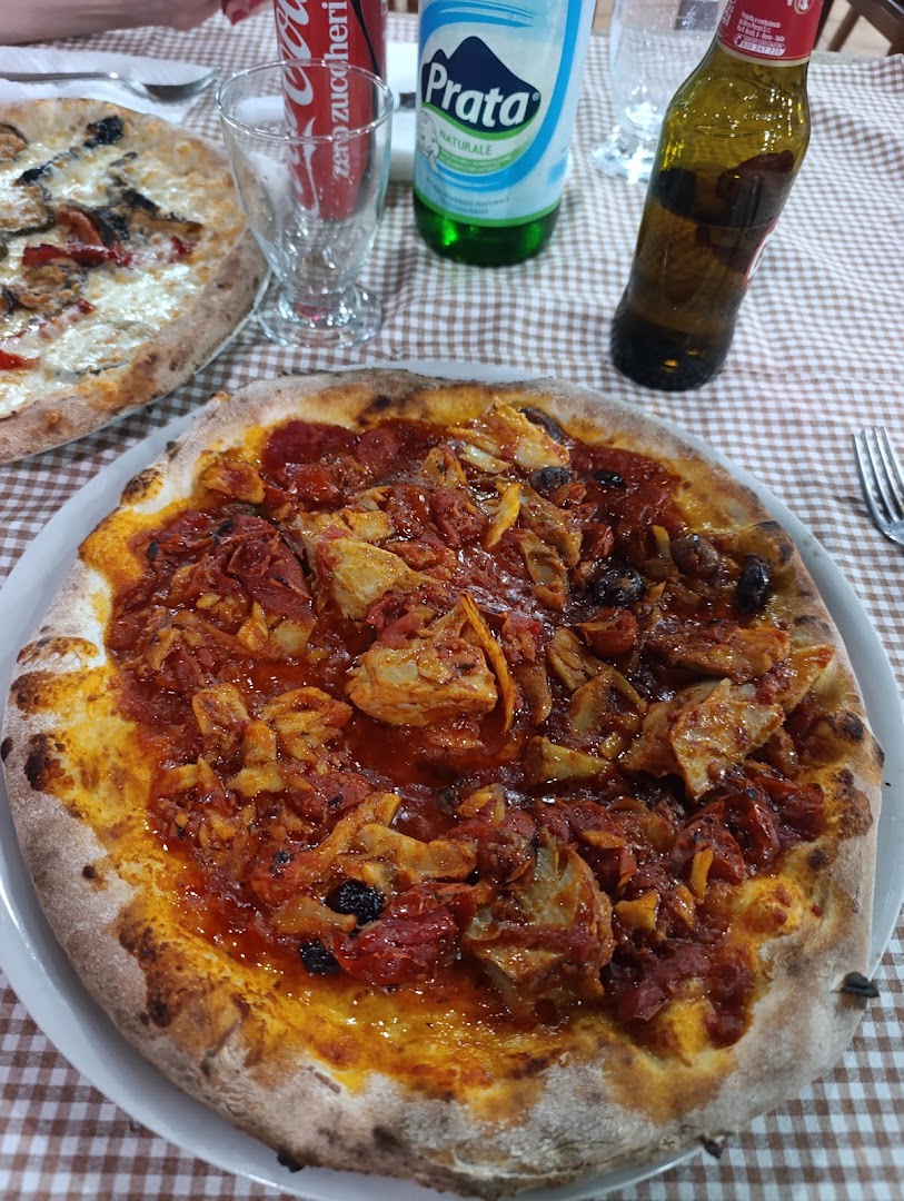 Trattoria Pizzeria LEOPOLDO di D'Amora Maria